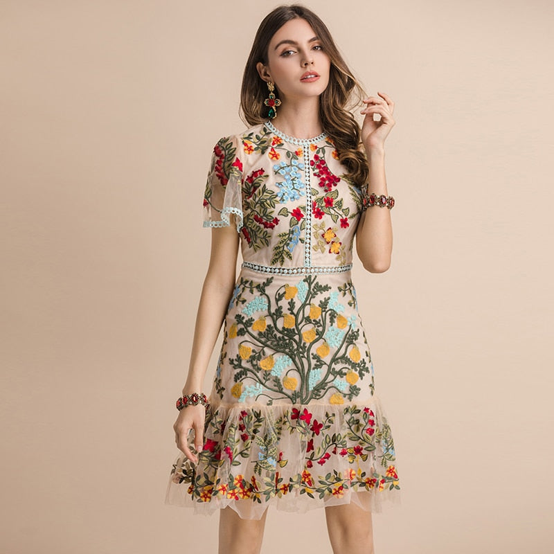 Boho Vintage Party Dress - Mini Dress Embroidered Arabella Rose in White Apricot Boho Vintage Party Dress - Mini Dress Embroidered Arabella Rose in White Apricot