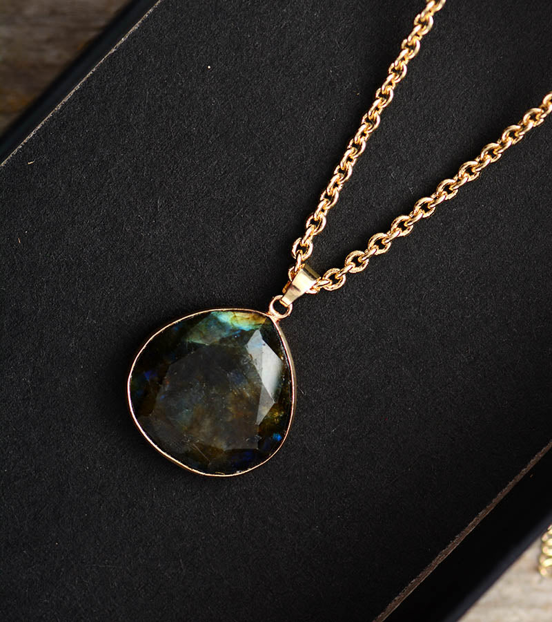 Boho Necklace, Labradorite and Gold Chain